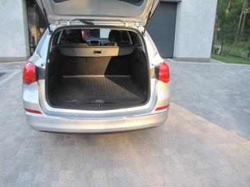 Opel Astra J Sports Tourer Facelifting 1.4 Turbo ECOTEC 140KM 2013 Opel Astra 2013 rok przebieg 85400km, zdjęcie 12