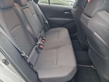 Toyota Corolla XII TS Kombi 1.8 Hybrid 122KM 2022 Toyota Corolla Toyota Corolla 1.8 Hybrid ComfortTech, ASO, 1 Wlasciciel, V, zdjęcie 10