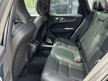Volvo XC60 II 2025 VOLVO XC60 B5 AWD Ultra Bright Suv (264KM) 2025, zdjęcie 13