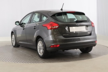 Ford Focus III Hatchback 5d facelifting 1.0 EcoBoost 125KM 2017 Ford Focus 1.0 EcoBoost, Salon Polska, Serwis ASO, zdjęcie 3