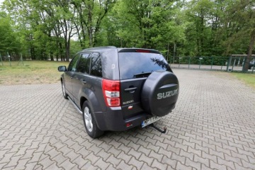 Suzuki Grand Vitara II SUV 5d Facelifting 1.9 DDiS 129KM 2011 SUZUKI GRAND VITARA 1.9Diesel MR'08 E4, Comfort Napęd na 4 koła terenowy, zdjęcie 2
