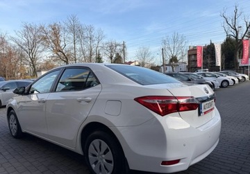 Toyota Corolla XI Sedan Facelifting 1,33 Dual VVT-i 99KM 2017 Toyota Corolla Salon Polska, Czujniki parkowania przod i tyl, Opony Caloro, zdjęcie 22