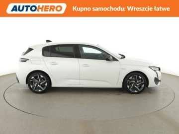 Peugeot 308 III Hatchback Plug-In 1.6 Hybrid 180KM 2023 Peugeot 308 PHEV Allure Pack navi kamera180 LED, zdjęcie 8