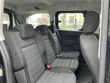 Opel Combo E Kombivan 1.5 Diesel 131KM 2020 Opel Combo Life Niepełnosprawnych inwalida, zdjęcie 8