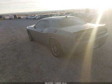 Dodge Challenger III 2018 Dodge Challenger DODGE CHALLENGER GT AWD 3.6 Benzyna 305KM, zdjęcie 4