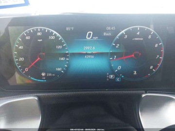 Mercedes GLB 2022 Mercedes-Benz GLB 250 2022 2.0l 2.0 Benzyna 221KM, zdjęcie 11