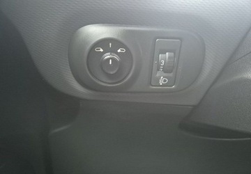 Citroen C4 Cactus Crossover Facelifting 1.2 PureTech 110KM 2019 Citroen C4 Cactus Stan idealny Tylko 68.000km Kola zima 1.2 Benzyna, zdjęcie 16