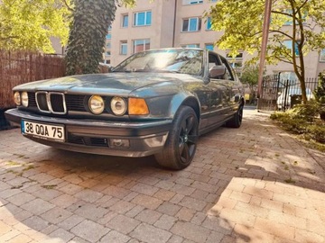 BMW Seria 7 E32 730 i 188KM 1989