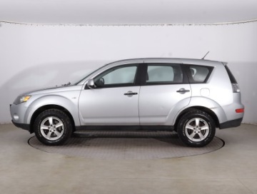 Mitsubishi Outlander II 2.0 DID DOHC 140KM 2008 Mitsubishi Outlander 2.0 DI-D, Salon Polska, 4X4, zdjęcie 2