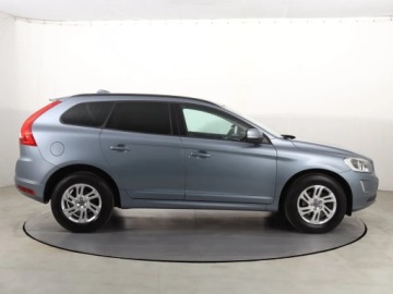 Volvo XC60 I SUV Facelifting 2.0 D3 DRIVE-E 150KM 2017 Volvo XC60 D3, Salon Polska, Automat, Klima, zdjęcie 5