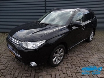 Mitsubishi Outlander III 2014 Mitsubishi Outlander PHEV*BEZWYP..*serwis*INSTYLE*, zdjęcie 33