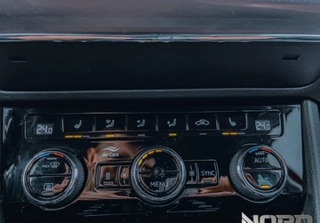 Skoda Superb III Kombi Facelifting 2.0 TDI SCR 150KM 2020 Skoda Superb Bezwypadkowy, FV23, 4x4, DSG, KredytowanieLeasing, gwarancja., zdjęcie 23