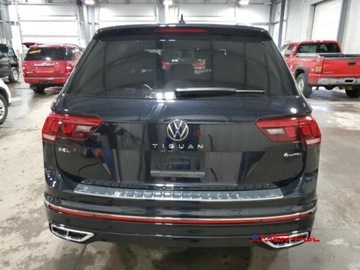 Volkswagen Tiguan II 2023 Volkswagen Tiguan 2023 r., 2,0L SEL R-LINE BLACK 2.0 Benzyna 184KM, zdjęcie 4