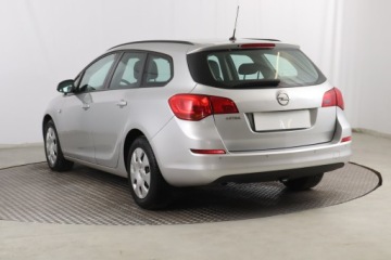 Opel Astra J Sports Tourer 1.6 Twinport ECOTEC 115KM 2012 Opel Astra 1.6 16V, Salon Polska, Klima, Tempomat, zdjęcie 3