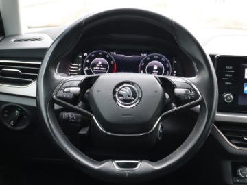 Skoda Kamiq Crossover 1.5 TSI 150KM 2021 Skoda Kamiq 1.5 TSI, Salon Polska, Serwis ASO, zdjęcie 14