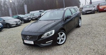 Volvo V60 I Kombi Facelifting 2.0 D4 DRIVE-E 190KM 2016 Volvo V60 2.0D 190 kM Klima Grzana Kanapa Skora Navi Bluetooth Xenon GWARA, zdjęcie 8