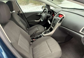 Opel Astra J Hatchback 5d 1.6 Twinport ECOTEC 115KM 2010 Opel Astra Opel Astra 1.6 Innovation 1.6 Benzyna 115KM, zdjęcie 11