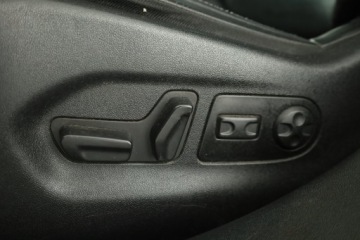 Citroen C5 III Sedan 2.2 HDi FAP 170KM 2008 Citroen C5 2.2 HDi, 167 KM, Klima, Klimatronic, zdjęcie 13