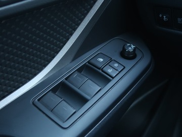 Toyota C-HR I Crossover Facelifting 1.8 Hybrid 122KM 2022 Toyota C-HR 1.8 Hybrid, Serwis ASO, Automat, zdjęcie 18