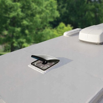 28,28 СМ ДЖЕМПЕР-КАРАВАН СВЕТ В ВЕРСИИ ВЕНТИЛЯЦИОННЫЙ ЛЮК НА КРЫШЕ