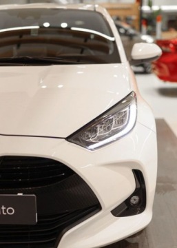 Toyota 2023 Toyota Yaris Hybrid 1.5 Comfort 1.5 Hybryda 92KM, zdjęcie 27