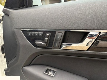 Mercedes Klasa E W212 Coupe Facelifting 350 306KM 2014 Mercedes E350 4Matic 7G-TRONIC 306KM 2014r Perfekcyjny! Możliwa zamiana!, zdjęcie 21