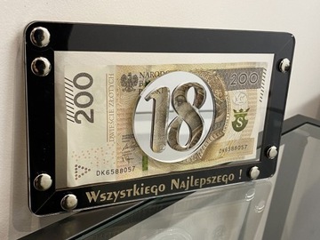 Копилка на 18-й день рождения, хороший подарок