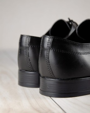 Buty komunijne chłopięce czarne KBC-011 - 33