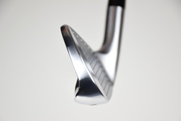 Bridgestone Tour B X-CB iron #7 S-flex lightweight shaft