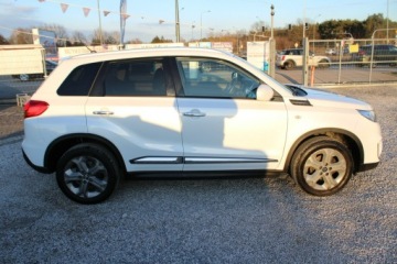 Suzuki Vitara III SUV 1.6 VVT 120KM 2018 Suzuki Vitara Grzane siedzenia, salon polska, kame, zdjęcie 4