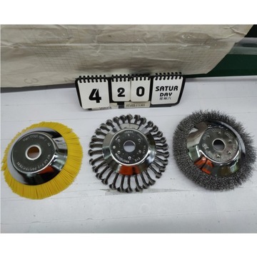 ЩЕТКА ДЛЯ ЧИСТКИ БРУСТАВКИ, НЕЙЛОНОВАЯ ЩЕТКА ДЛЯ ПОДРЕЗКИ СОРНЯКОВ