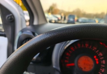 Citroen C1 II Hatchback 5d 1.0 VTi 72KM 2018 Citroen C1 Citroen C1 1.0 VTi JCC Benzyna 72KM, zdjęcie 13