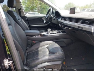 Audi Q7 II 2019 Audi Q7 2019 Audi Q7 Premium 45 TFSI quattro 2.0 Benzyna 248KM, zdjęcie 4