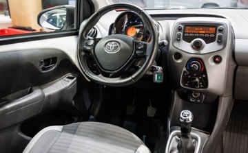 Toyota Aygo II Hatchback 3d Facelifting 1.0 VVT-i 72KM 2019 Toyota Aygo 1.0 VVT-i X-play Benzyna 72KM, zdjęcie 26