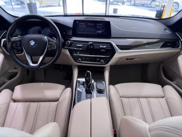 BMW Seria 5 G30-G31 Touring 530i 252KM 2018 BMW 530 xDrive M Sport / 1 właściciel / Salon Pols, zdjęcie 13