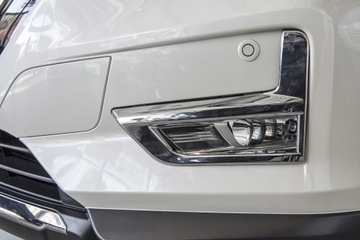 NISSAN X-TRAIL 17+ ПЕРЕДНИЕ ГАЛОГЕННЫЕ КРЫШКИ ПОДЪЕМНИКА