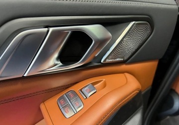 BMW X7 SUV 3.0 40d 340KM 2022 BMW X7 Salon Poska ASO R CARS Warszawa 3.0 Diesel 340KM, zdjęcie 27