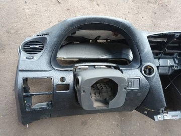 DESKA ROZDĚLOVAČE LEXUS IS 220D