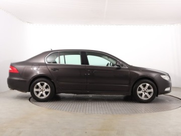 Skoda Superb II Sedan 2.0 TSI 200KM 2010 Skoda Superb 2.0 TSI, Salon Polska, DSG, Xenon, zdjęcie 5