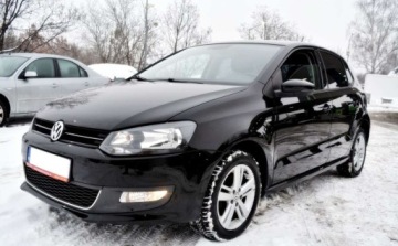 Volkswagen Polo V Hatchback 5d 1.2 70KM 2012 Volkswagen Polo Nawigacja, Czujniki parkowania, Podgrzewane fotele 1.2 70KM, zdjęcie 12