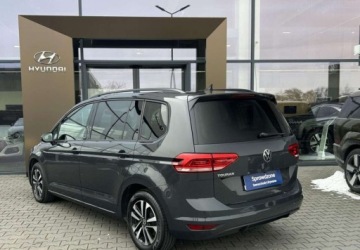 Volkswagen Touran III 1.5 TSI EVO 150KM 2021 Volkswagen Touran 150KM Automat HAK Salon Polska Bogate wyposazenie F, zdjęcie 8