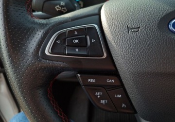 Ford Kuga II SUV Facelifting 1.5 EcoBoost 150KM 2019 Ford Kuga Ford Kuga 1.5 EcoBoost 150KM, ST-line, Salon PL 1.5 Benzyna 150KM, zdjęcie 10