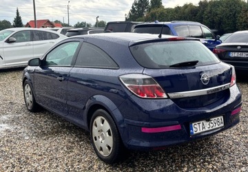 Opel Astra H Hatchback 5d 1.4 TWINPORT ecoFLEX 90KM 2006 Opel Astra 2006 r. 1.4 Benzyna 90KM, zdjęcie 3