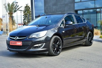 Opel Astra J Sedan 1.4 Turbo ECOTEC 140KM 2014 Opel Astra Sedan 1,4 Turbo 140Km Xenon Ledy Navi, zdjęcie 15
