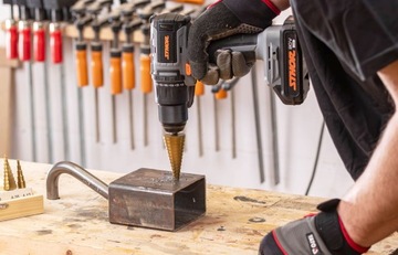 БЕСЩЕТОЧНАЯ ОТВЕРТКА 45 НМ АККУМУЛЯТОРНАЯ СИСТЕМА 2 Ач 20 В STHOR