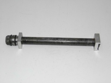 YAMAHA YZF 1000 THUNDERACE OŚ OŚKA TYŁ ORYGINAŁ