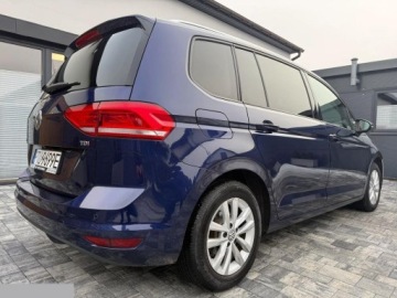 Volkswagen Touran III 1.6 TDI 110KM 2016 Volkswagen Touran 1.6d 110KM 2016r automat, zdjęcie 7