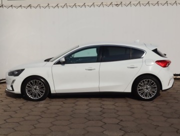 Ford Focus IV Hatchback 1.0 EcoBoost 125KM 2019 Ford Focus 1.0 EcoBoost, Salon Polska, Automat, zdjęcie 2