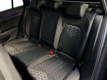 Volkswagen Golf VIII Variant 1.5 eTSI 150KM 2024 Volkswagen Golf 1.5 Benzyna 150KM, zdjęcie 19