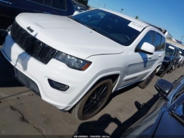 Jeep Grand Cherokee IV 2017 Jeep Grand Cherokee ALTITUDE, V6, od ubezpieczalni 3.6 Benzyna 293KM, zdjęcie 1
